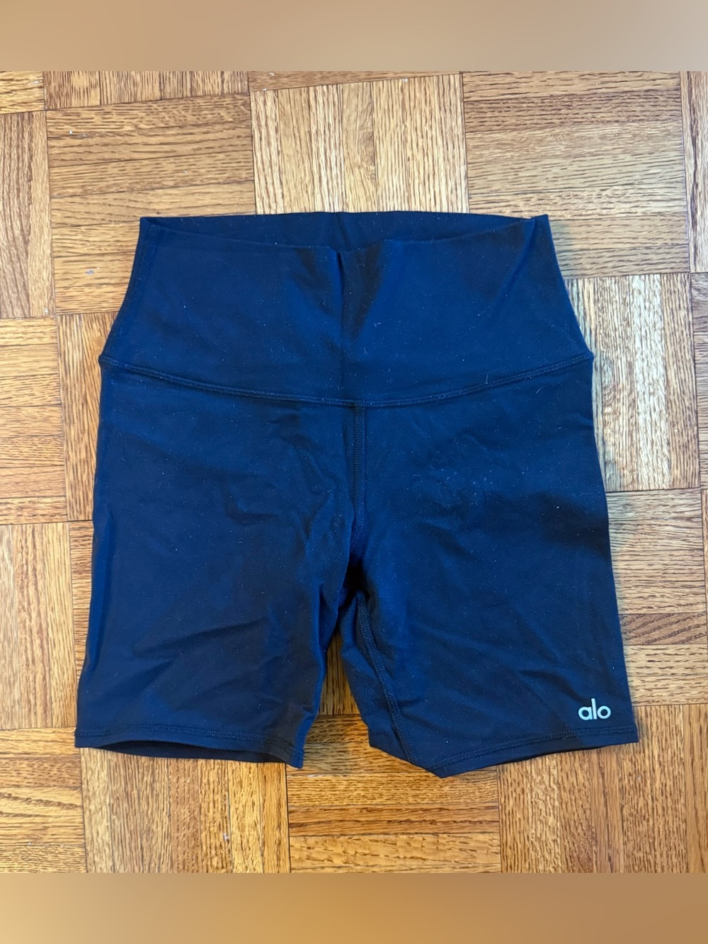 ALO Yoga High-Waist Black Airlift Shorts - Picture 2 of 3